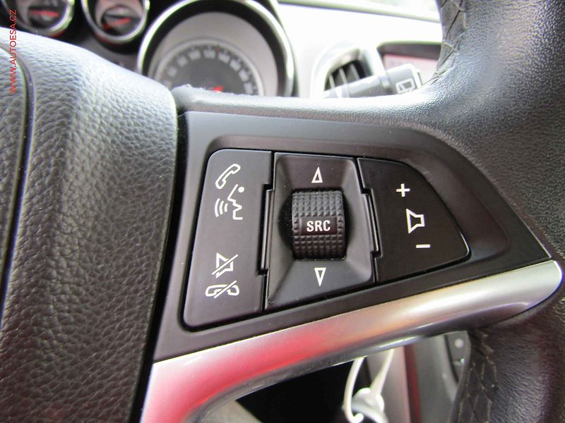 Opel Astra (2014) 2.0CDTi, Automat - fotka 15 z 21