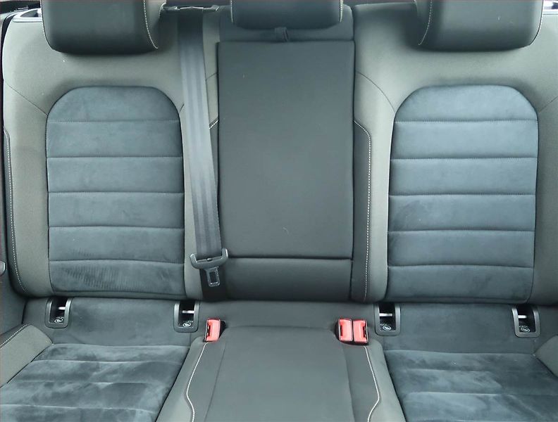 Volkswagen Golf (2014) Comfortline 1.6 TDI, Tempomat - fotka 10 z 15