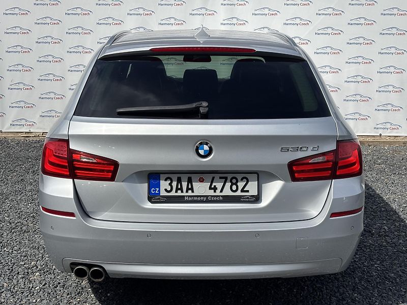 BMW Řada 5 (2011) 3.0D XDRIVE, 190kW, REZERVACE - fotka 7 z 23