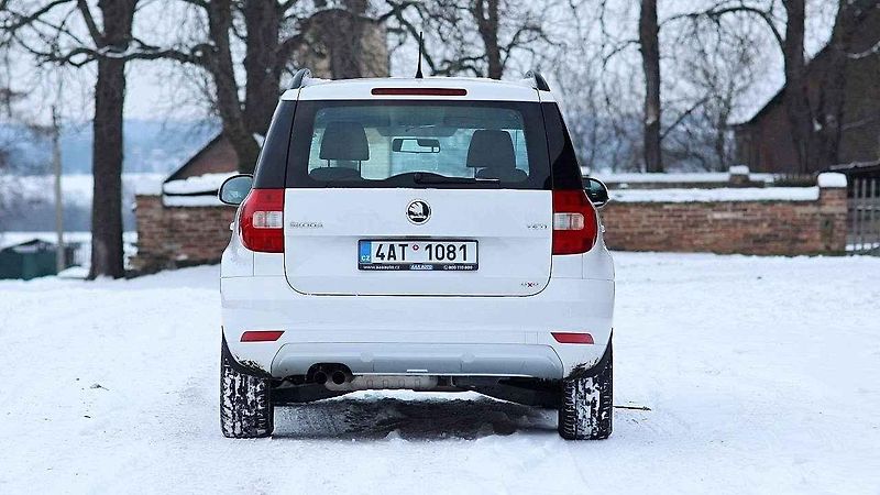 Škoda Yeti a Nissan Qashqai.