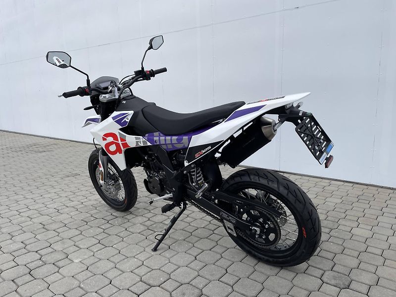 Aprilia (2026) SX 125 EU5+ - fotka 7 z 11