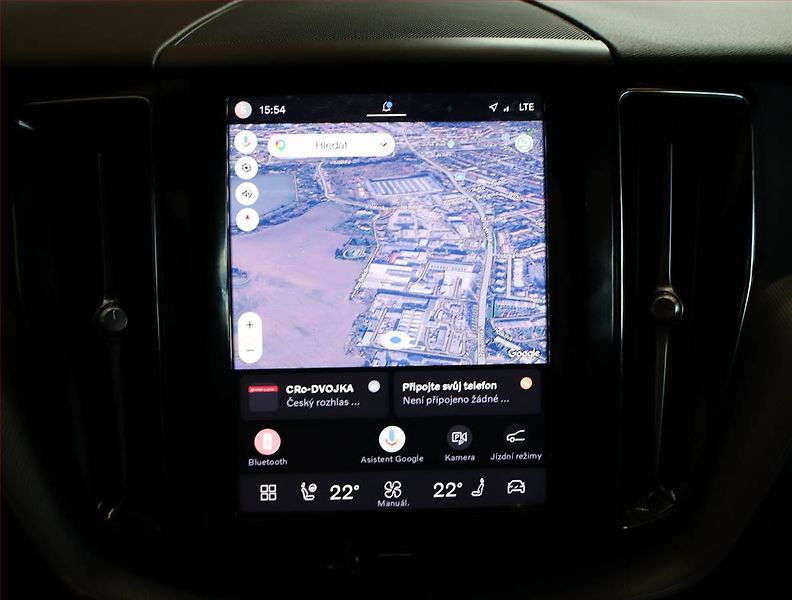 Volvo XC60 (2023) B4 AWD - fotka 13 z 27