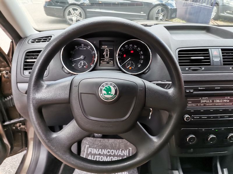 Škoda Yeti (2011) 1.4TSi 90kw ACTIVE PDC - fotka 12 z 27