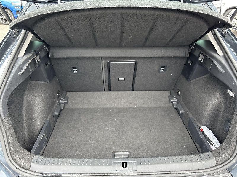 Cupra Formentor (2024) 1.5 TSI DSG - fotka 27 z 28
