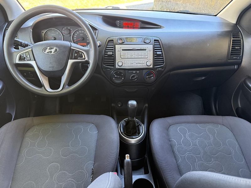 Hyundai i20 1,4CRDI  - fotka 9 z 18