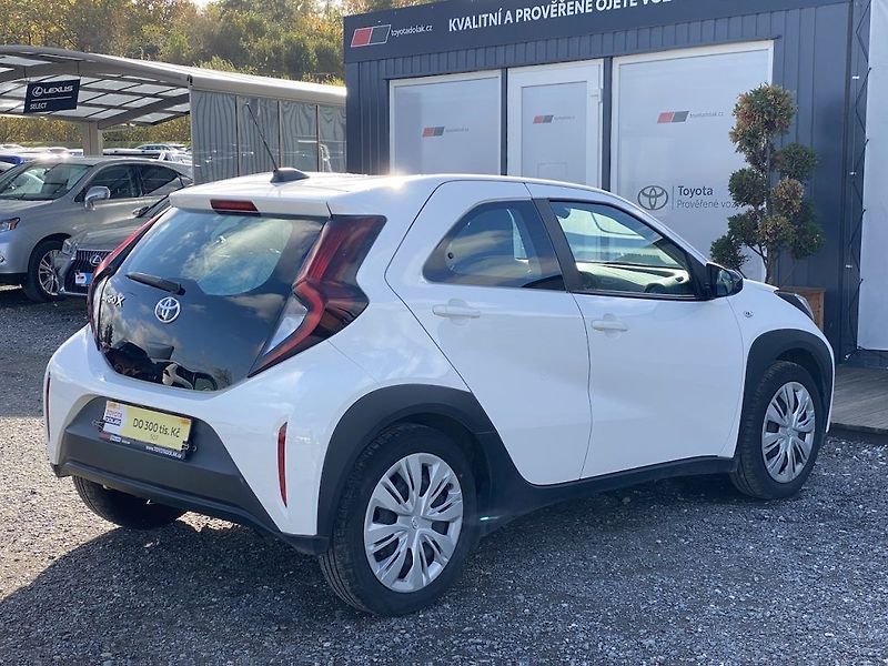 Toyota Aygo 1.0i, ČR, Comfort Business - fotka 7 z 20