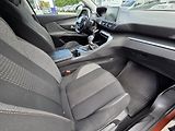 Peugeot 3008 (2018) 1.2 PT 130MOTOR NAJETO 65000KM - náhled 12