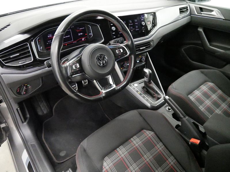 Volkswagen Polo - fotka 14 z 27