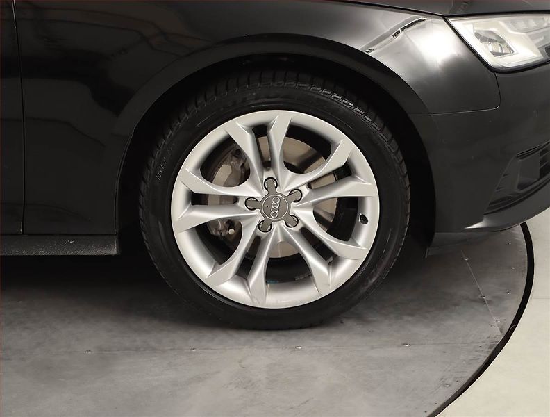 Audi A4 (2016) 2.0 TDI, 4X4, Automat, Navi - fotka 14 z 24