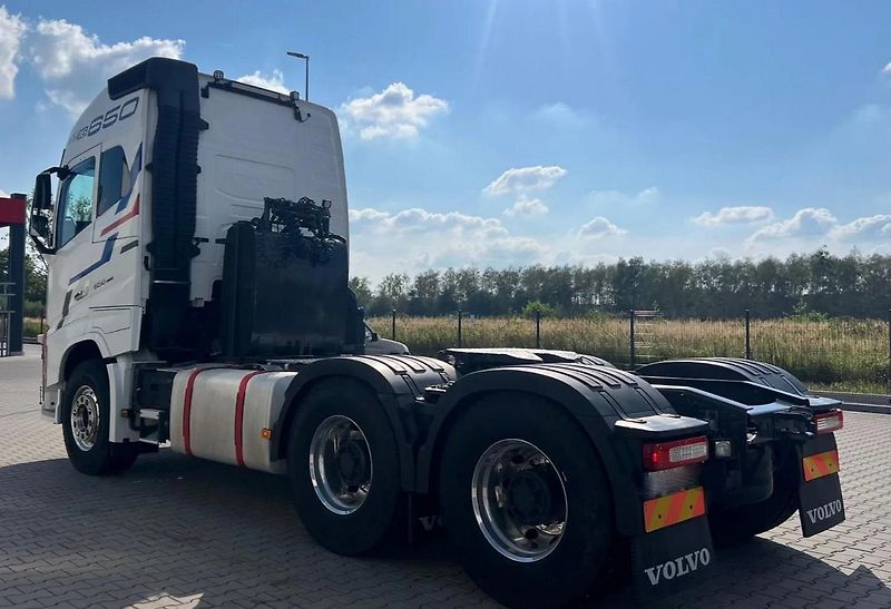 Volvo FH (2016) 16 6x4 hydraulika EURO 6 - fotka 4 z 17