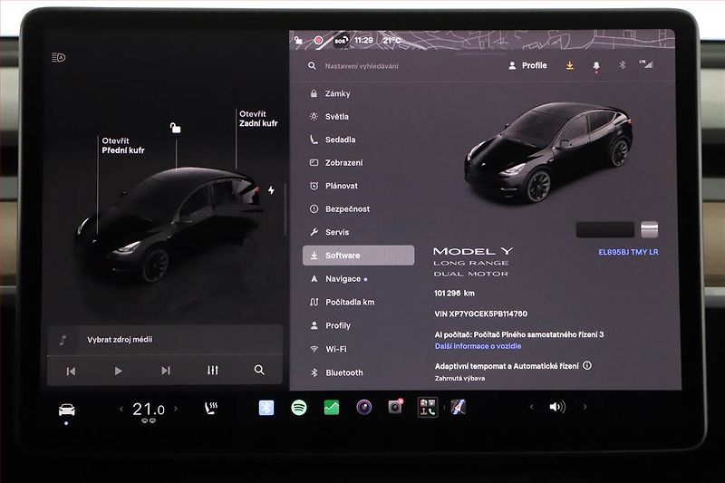 Tesla Model Y (2023) Long Range AWD 79kWh, SoH 91% - fotka 18 z 27
