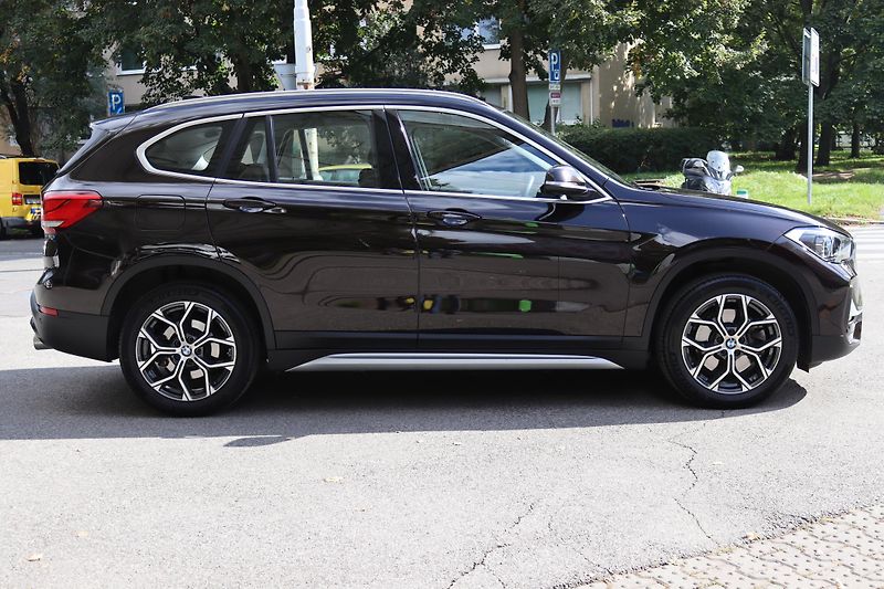 BMW X1 XDRIVE 25i F48 170kW - fotka 9 z 50