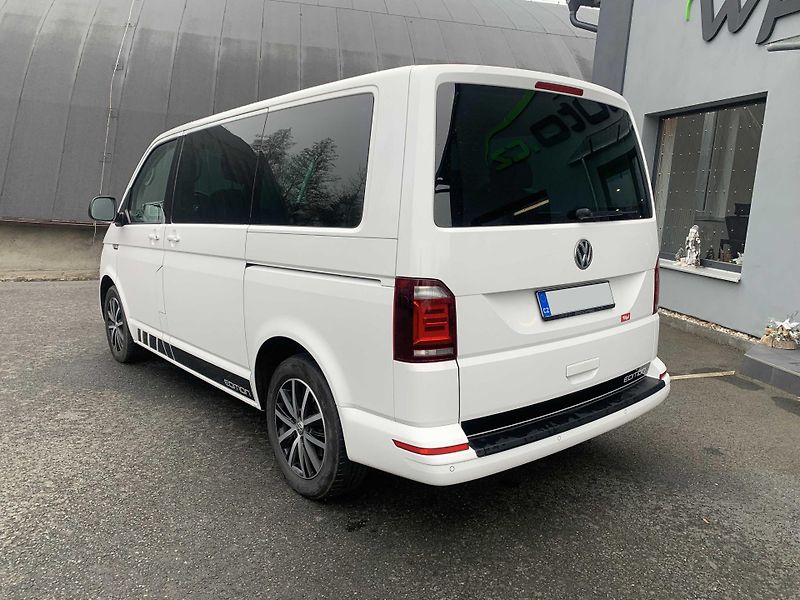 Volkswagen Multivan 2.0 TDi 150 kW DSG 2+2+3 - fotka 3 z 18