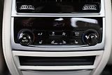 BMW Řada 7 750Li xDrive - náhled 15