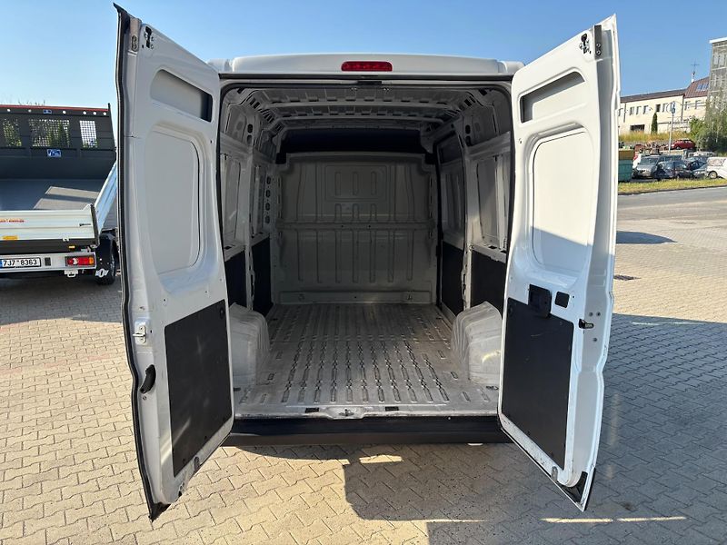 Citroën Jumper L2H2 2.2 BlueHDi 140 - fotka 7 z 18