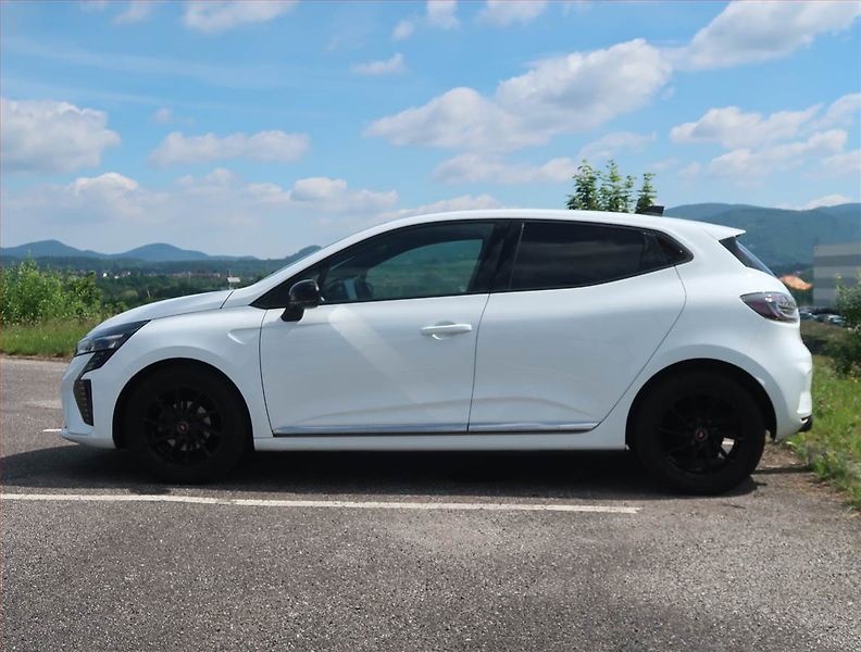 Renault Clio (2023) 1.0 TCe, ČR,1.maj, Serv.kniha - fotka 3 z 19
