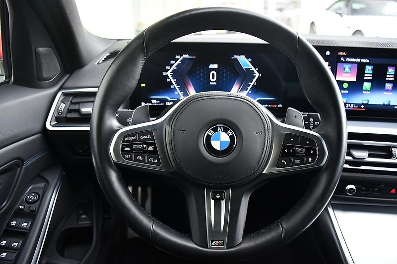 BMW Řada 3 320d xDrive MSPORT  - fotka 22 z 44