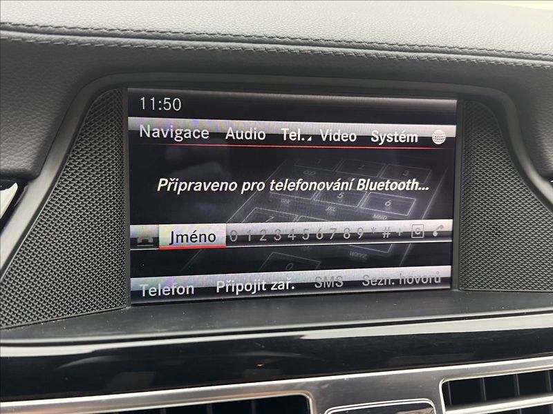 Mercedes-Benz CLS 3,0 DPH 4X4 H/K AMG LED ACC ČR - fotka 22 z 59
