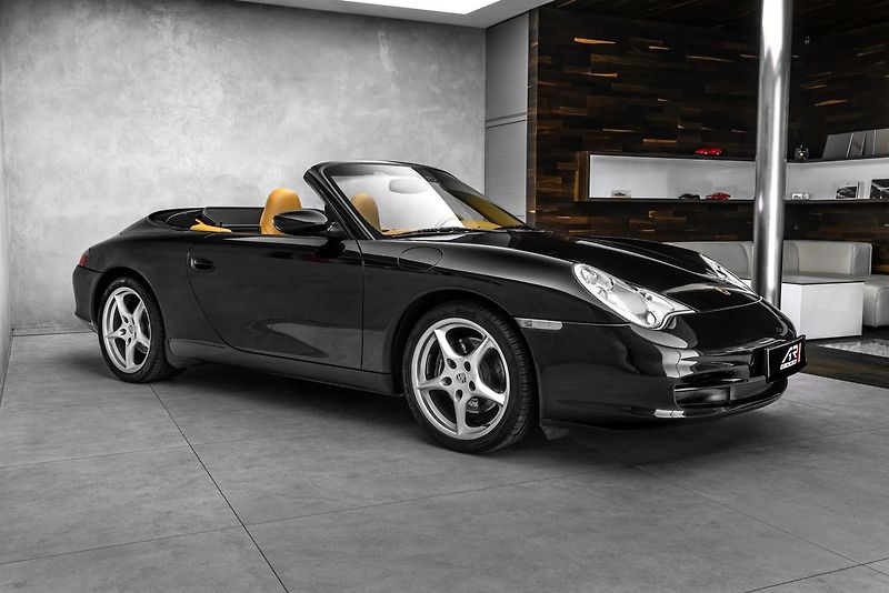 Porsche 911 Carrera 996.2 Cabrio - fotka 5 z 21