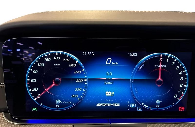 Mercedes-Benz AMG GT 4 63 SE Performance 360k HuD - fotka 12 z 24