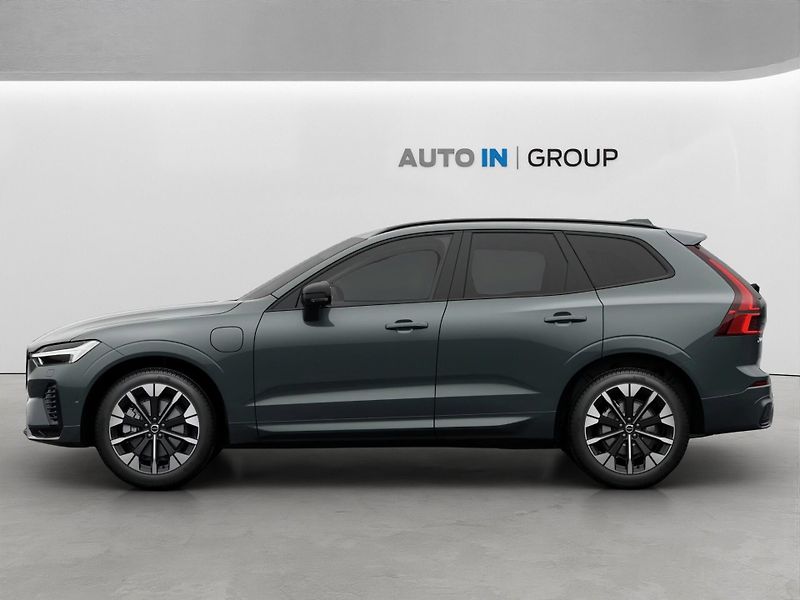 Volvo XC60 (2026) DARK T6 ULTRA,4X4 - fotka 3 z 10