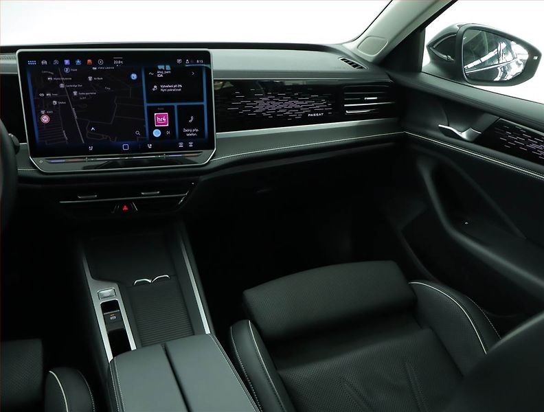 Volkswagen Passat (2024) Business 1.5 eTSI ACT - fotka 8 z 16