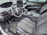 Peugeot 3008 (2023) 1.5 BHDi 130 ALLURE MAN6 - náhled 9
