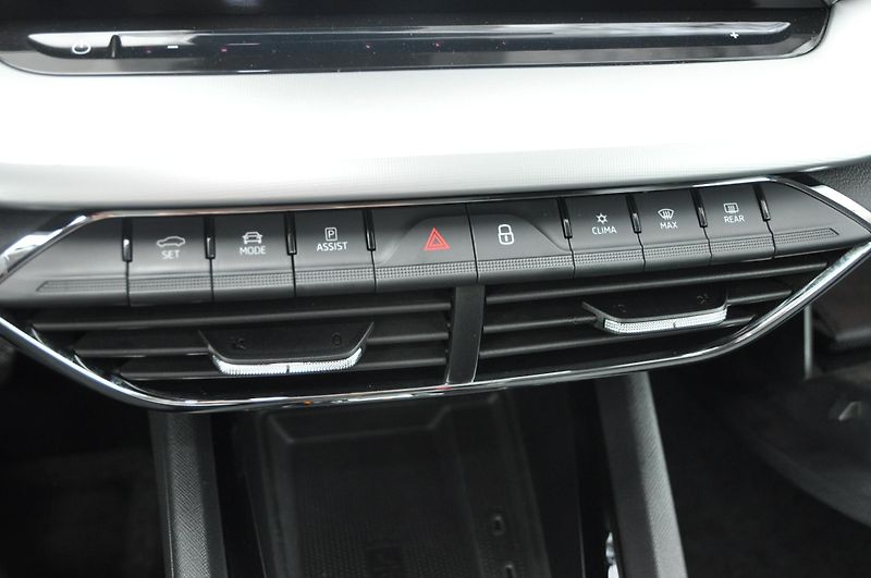 Škoda Octavia IV 2.0TDi 110kW A/T - fotka 24 z 29