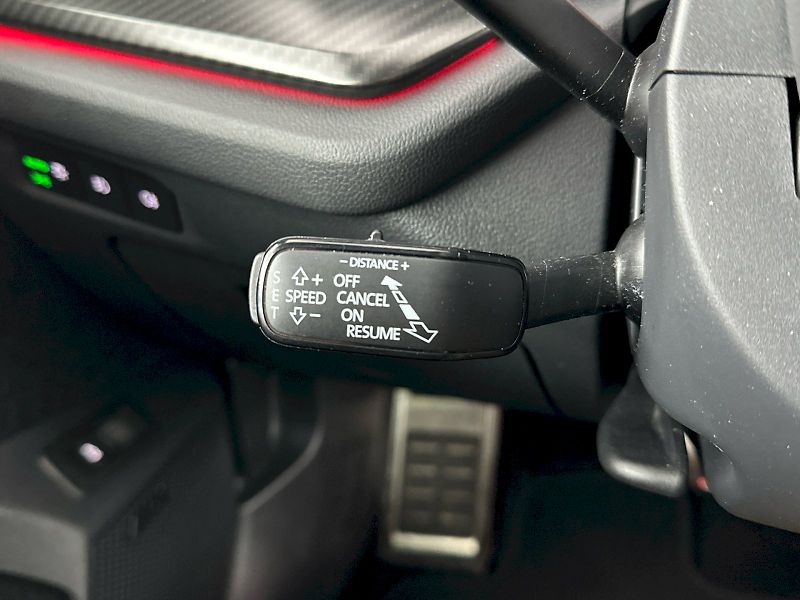 Škoda Octavia (2023) Combi DSG 2.0TSI 180kW RS Chal - fotka 25 z 34