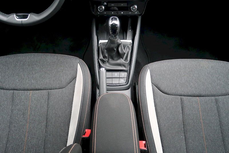 Škoda Scala (2025) Top Selection 1,0 TSI 85 kW DS - fotka 24 z 29
