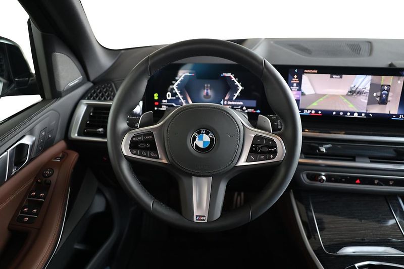 BMW X5 xDrive30d - fotka 31 z 33