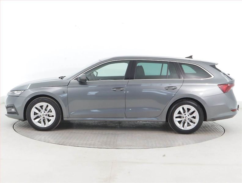 Škoda Octavia (2022) Style 2.0 TDI, 4X4, Automat - fotka 3 z 16