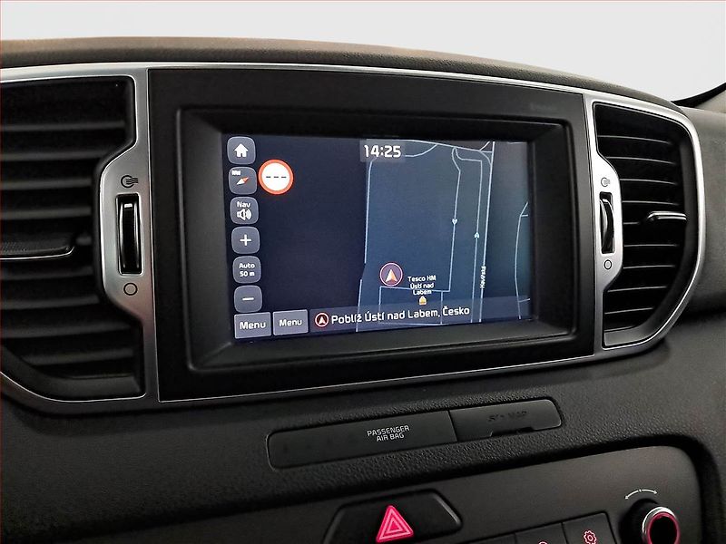 Kia Sportage (2017) 1.6 GDI, Navi, Tempomat - fotka 13 z 17