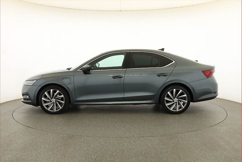 Škoda Octavia (2020) Style 1.4 TSI iV, Automat - fotka 3 z 21