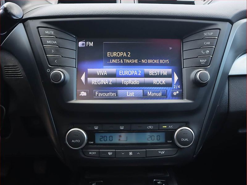 Toyota Avensis (2016) 2.0 D-4D, Serv.kniha, Navi - fotka 12 z 18