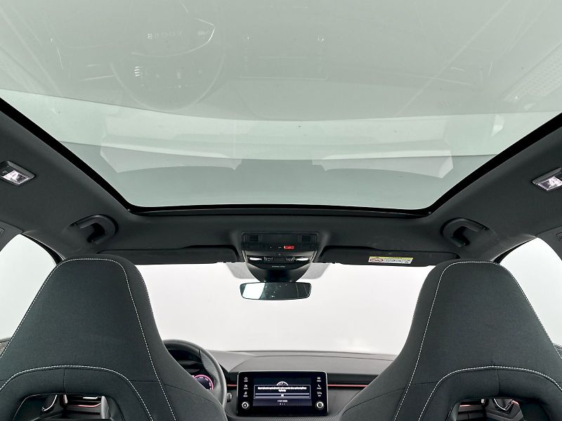 Škoda Kamiq (2025) DSG 1.5TSI 110kW Monte Carlo - fotka 28 z 32