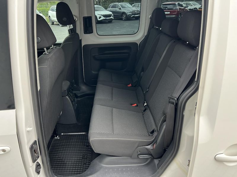 Volkswagen Caddy (2018) 2.0TDI 75kW TAŽNÉ 1.MAJITEL ČR - fotka 9 z 18