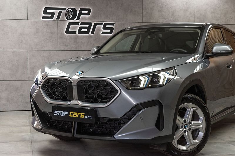 BMW X2 xDrive20d ZÁRUKA*TAŽNÉ*ČR 1.M* - fotka 38 z 46