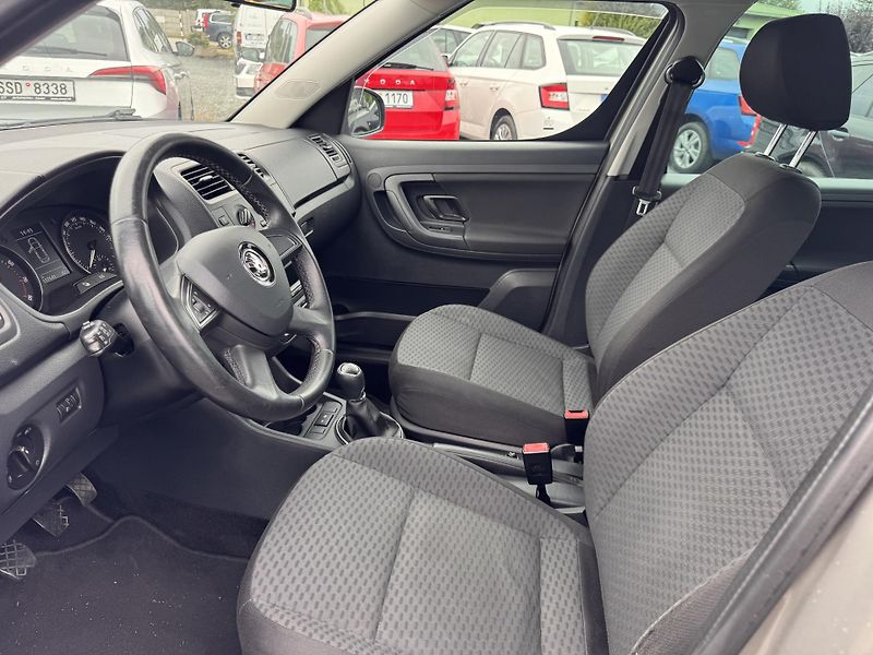 Škoda Roomster 1.2 TSi,197 tis km,2014 - fotka 9 z 18