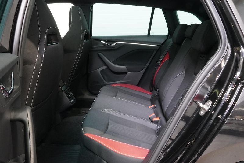 Škoda Scala 1.0TSI 81kW,1MAJ,ČR,KAMERA,TAŽ - fotka 17 z 32