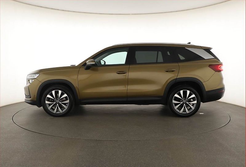 Škoda Kodiaq (2025) 2.0 TDI, Exclusive Selection - fotka 3 z 20