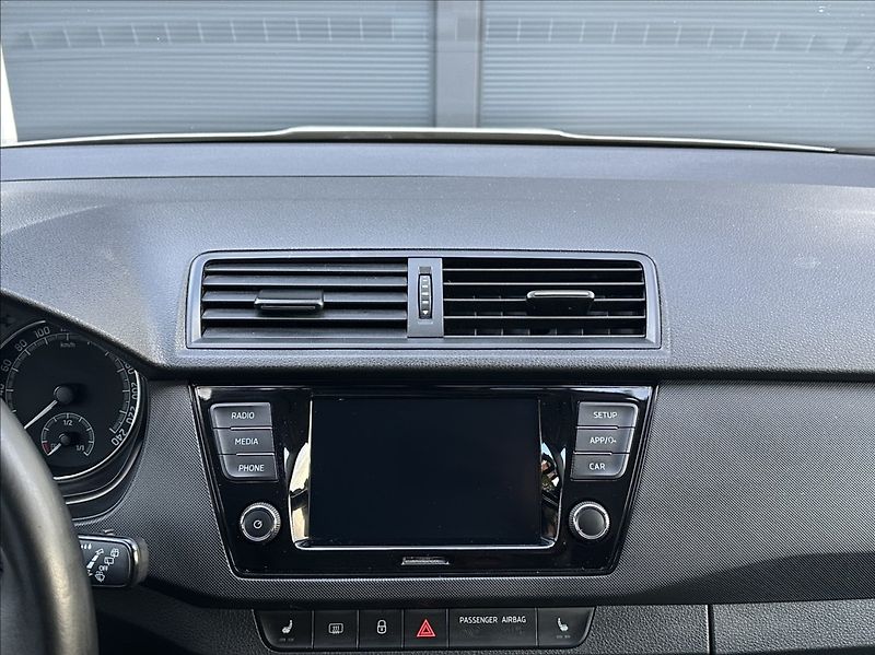 Škoda Fabia 1,0 TSI 95PS  Ambition Top - fotka 24 z 52