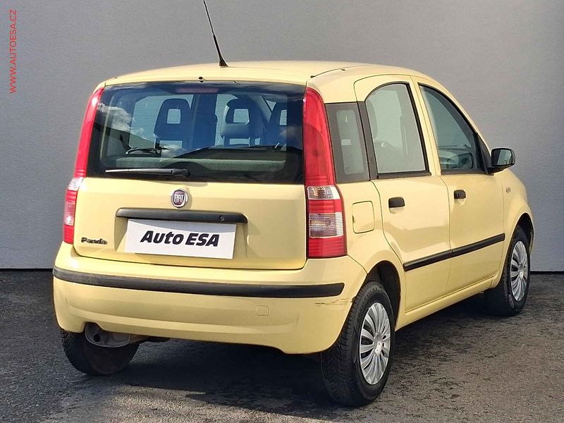 Fiat Panda (2009) 1.1i, ČR - fotka 4 z 12