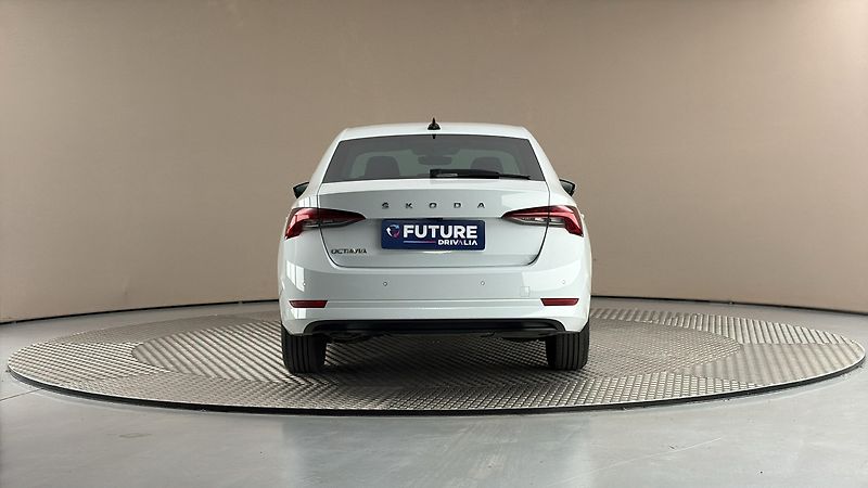 Škoda Octavia 2.0 TDI Ambition - fotka 5 z 25