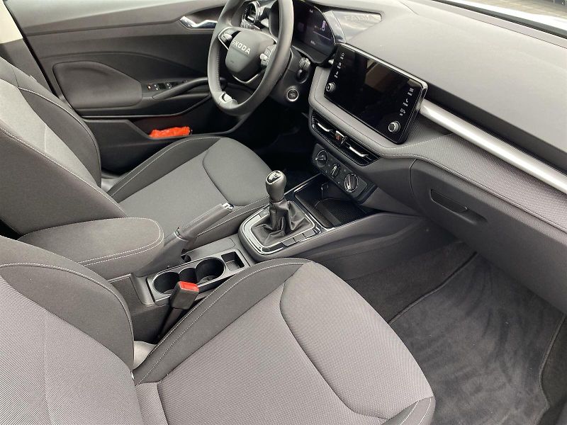 Škoda Fabia (2025) 1.0 TSI Selection - fotka 8 z 31