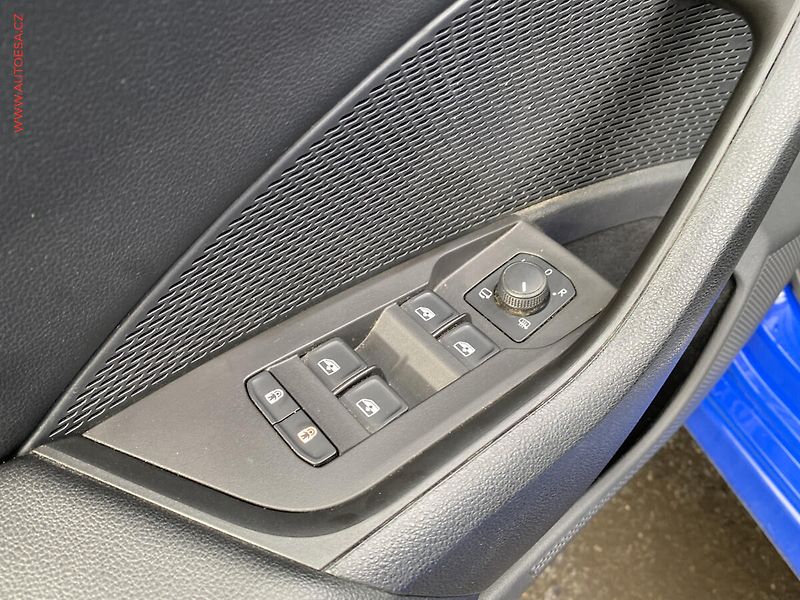 Škoda Octavia (2020) 2.0 TDi, ČR, Style, LED, navi - fotka 14 z 21