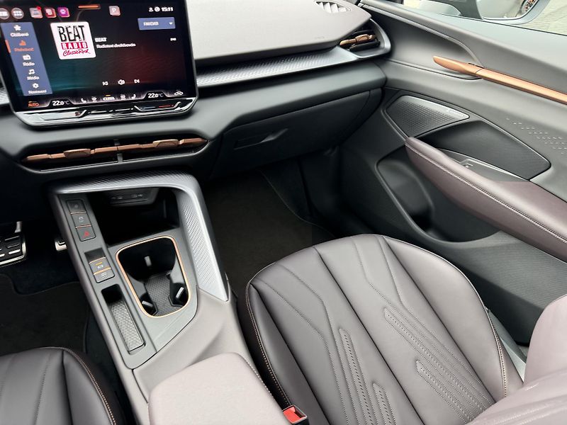 Cupra Terramar (2026) 2.0TSI 150kW 4WD R20 NT DCC CZ - fotka 21 z 46