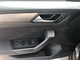 Volkswagen T-Roc 2.0 TDi STYLE - náhled 15