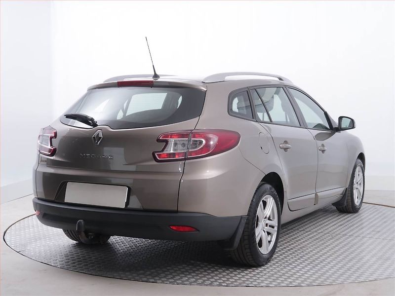 Renault Mégane (2013) 1.6 16V, ČR,1.maj, Serv.kniha - fotka 5 z 16