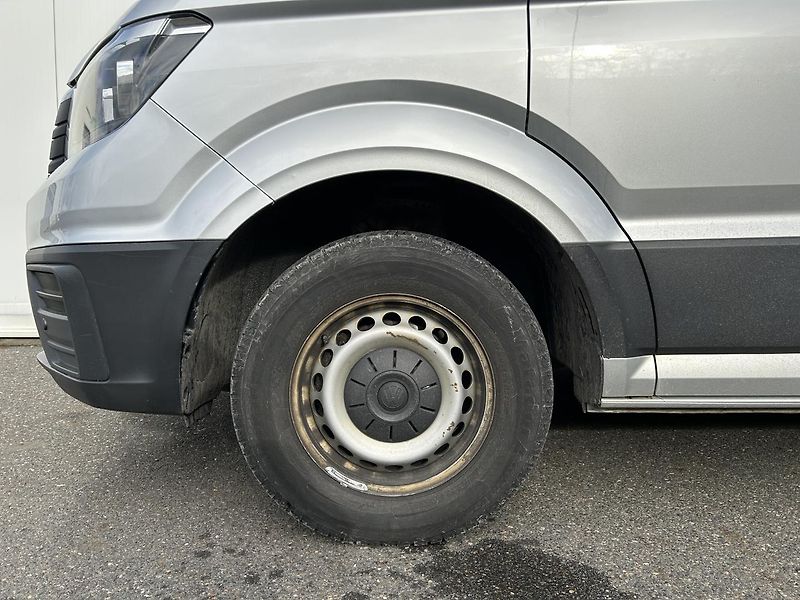 Volkswagen Crafter 2.0 TDI L2 H2 - fotka 22 z 22